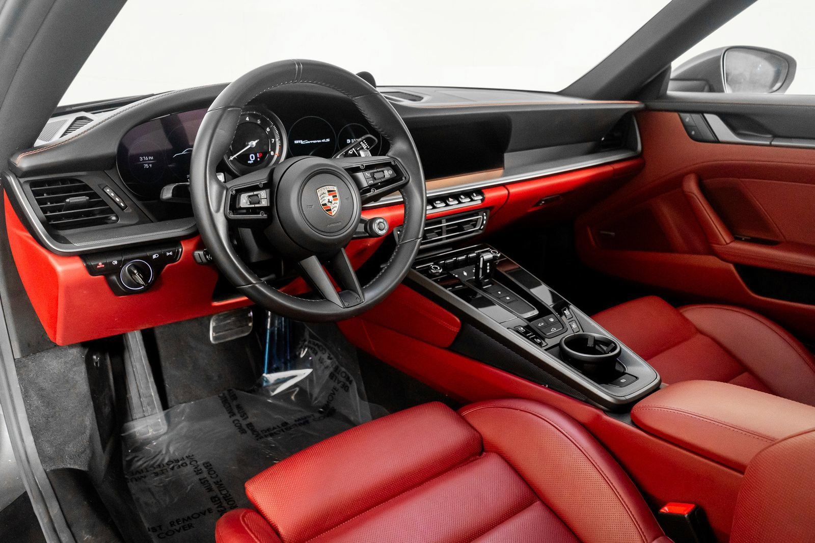 Used 2023  Porsche Carrera 4S image 2