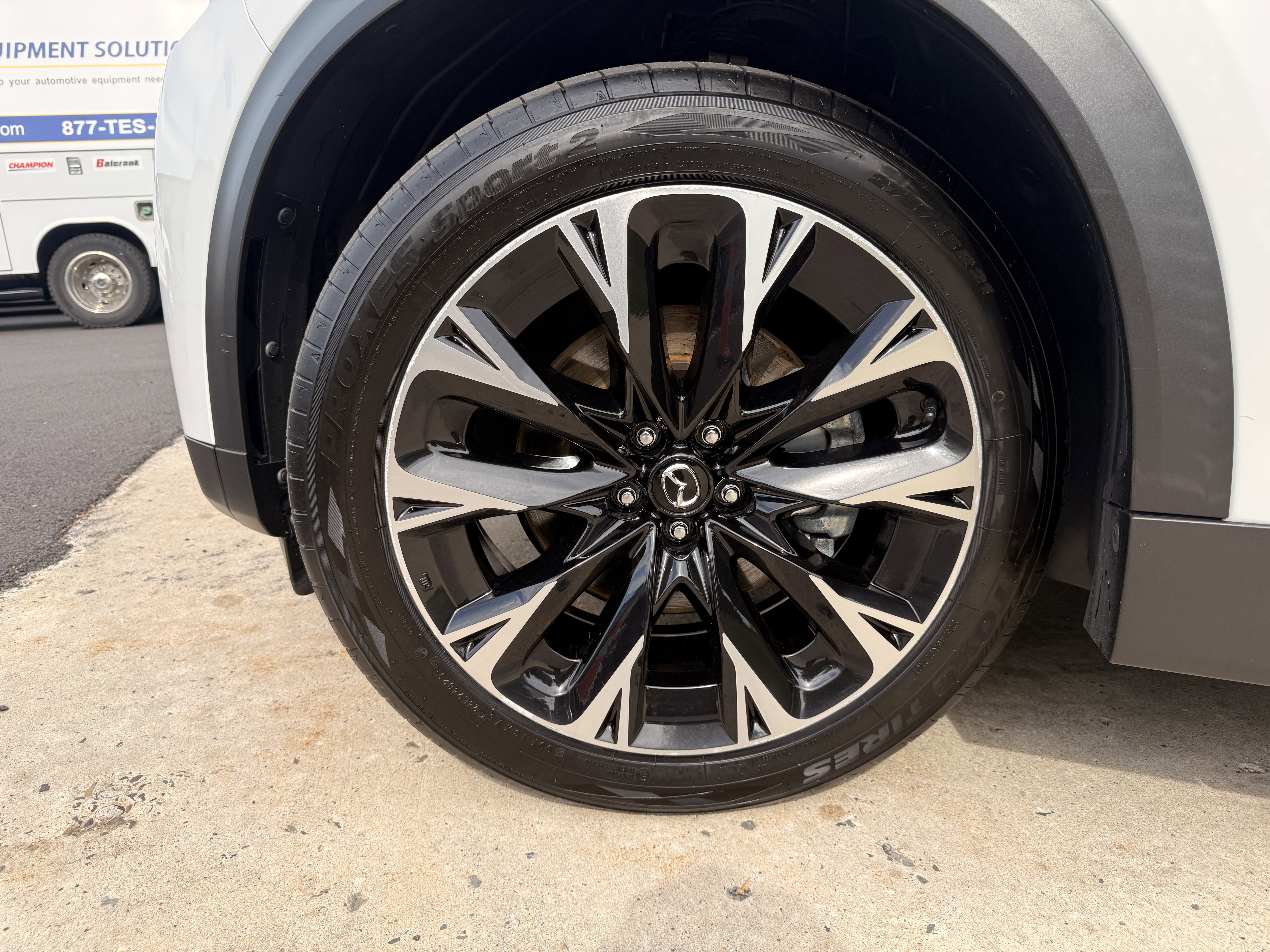 Used 2024 Rhodium White Premium Mazda Premium image 25