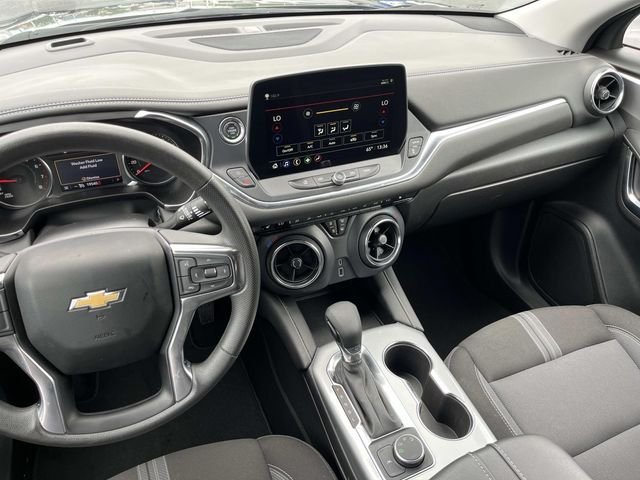 Used 2025 Black Chevrolet LT image 13