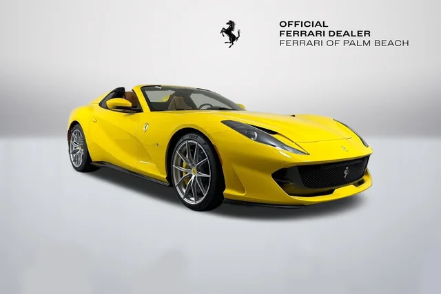 2022 Ferrari 812 GTS Base