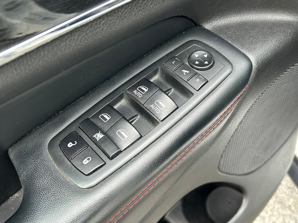Used 2020 White Jeep Trailhawk image 23