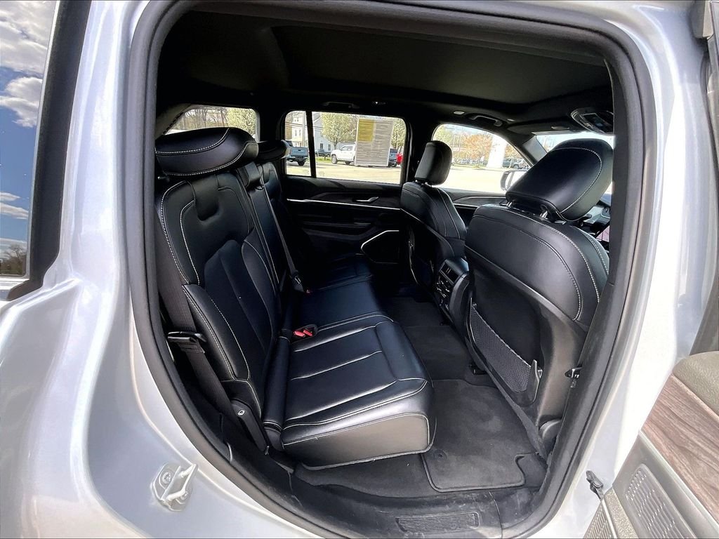 Used 2024 Silver Jeep 4xe image 16