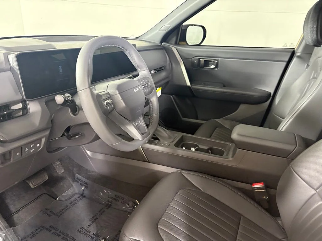 New 2027 Brown Kia X-Line S image 22