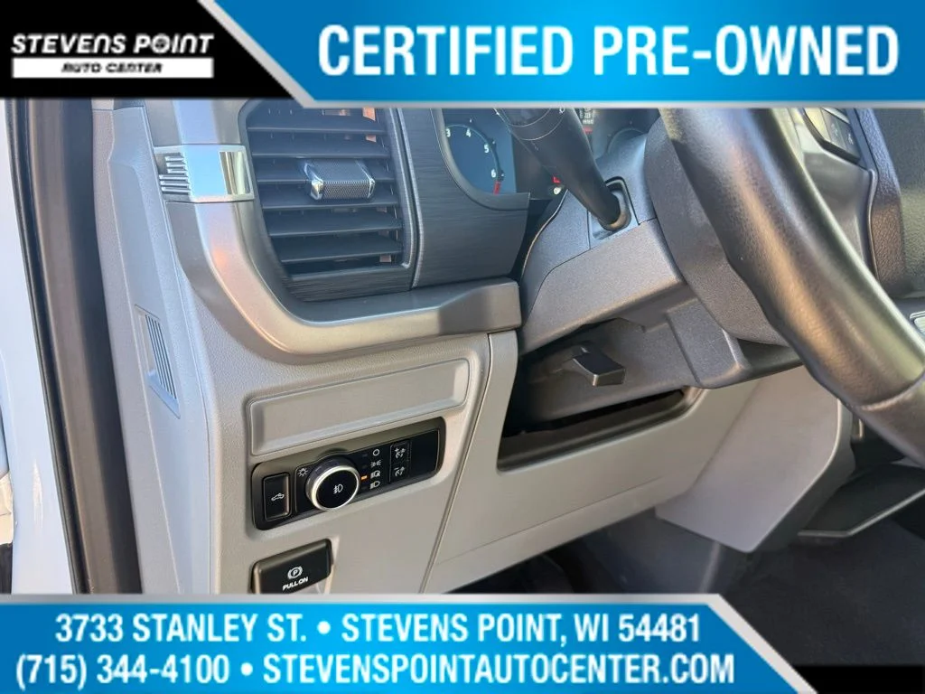 Used 2024 Oxford White Ford XLT image 17