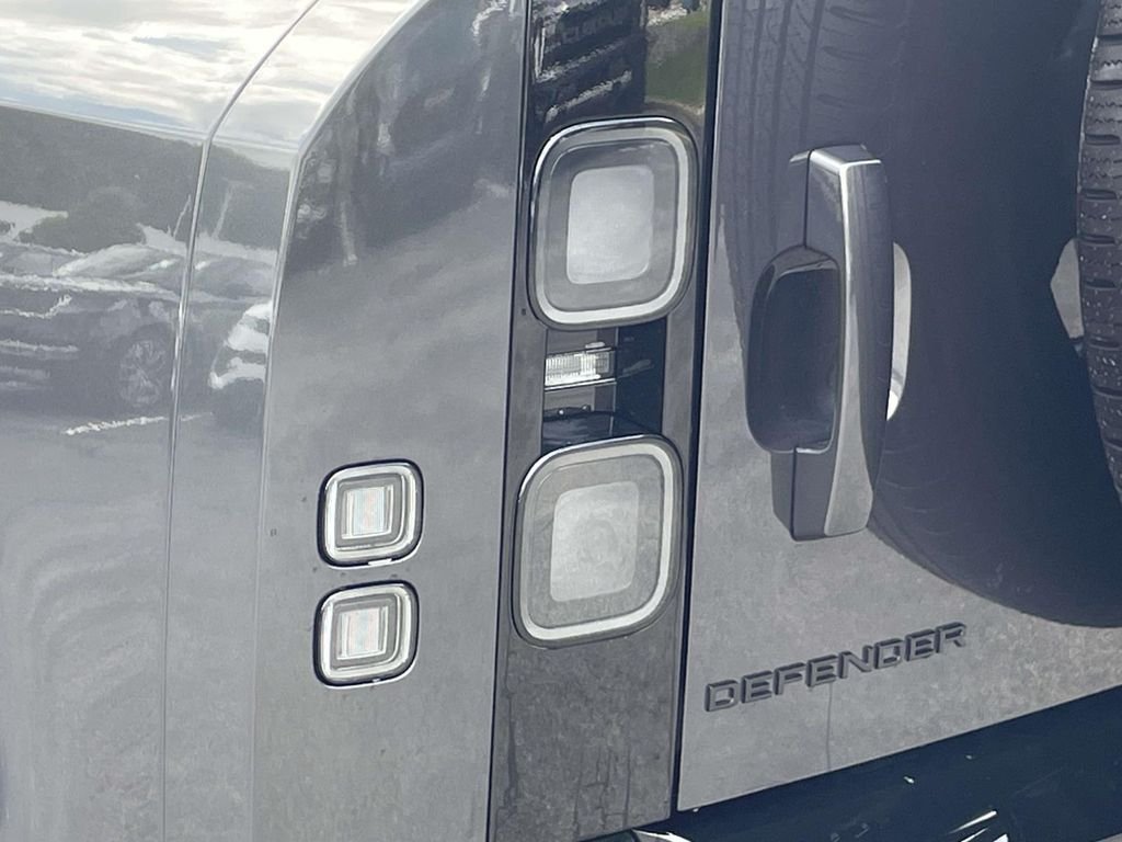 New 2026 Carpathian Grey Land Rover S image 10