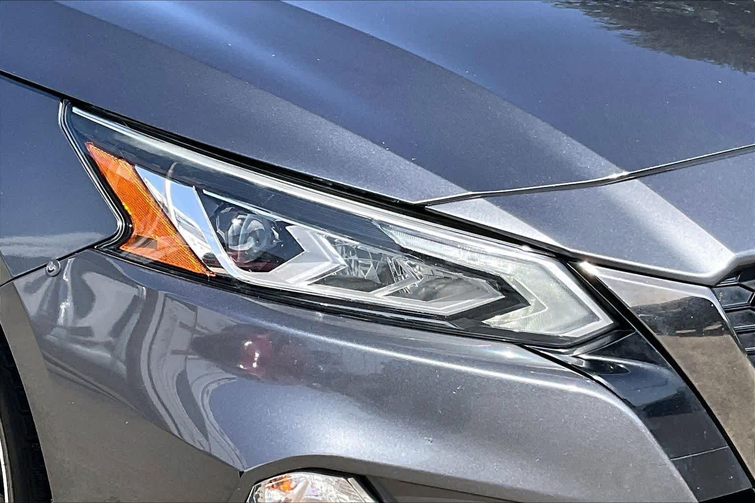 Used 2020 Gun Metallic Nissan 2.5 SR image 24