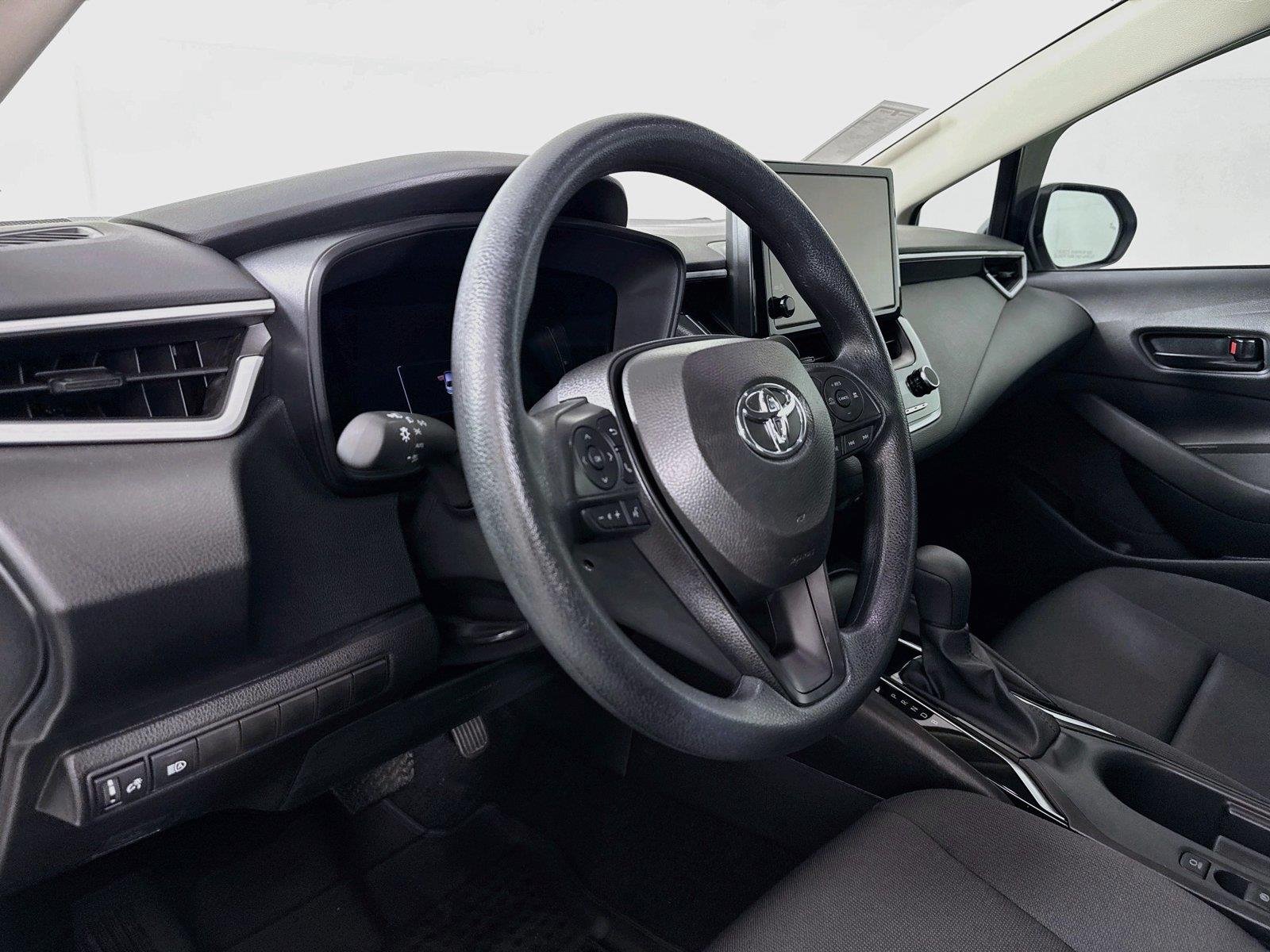 Certified Used 2026 Wind Chill Pearl Toyota LE image 4