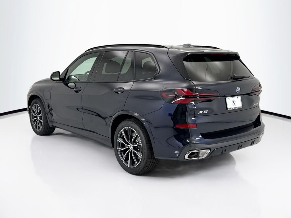 New 2026 Carbon Black Metallic BMW xDrive50e image 7
