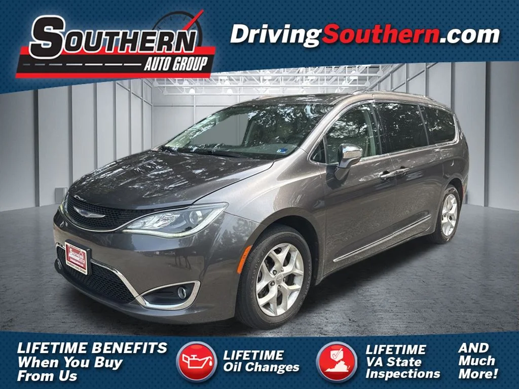 Used 2020 Gray Chrysler Limited image 1
