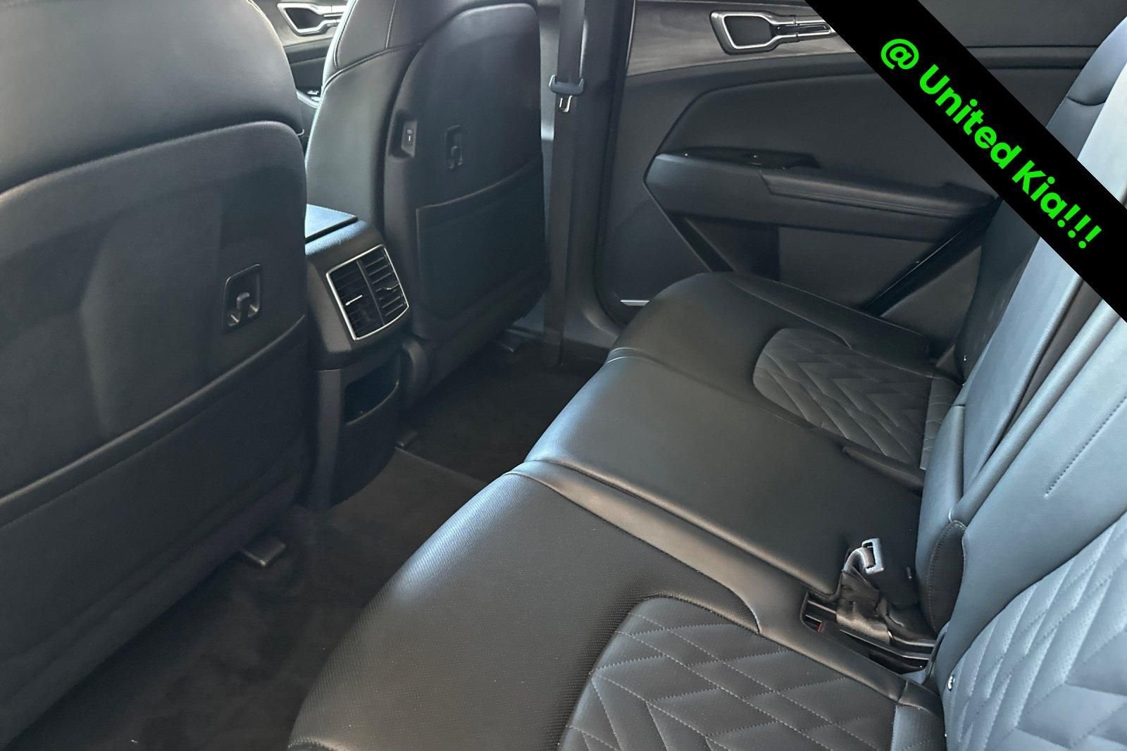 Used 2024 White Kia X-Line image 12