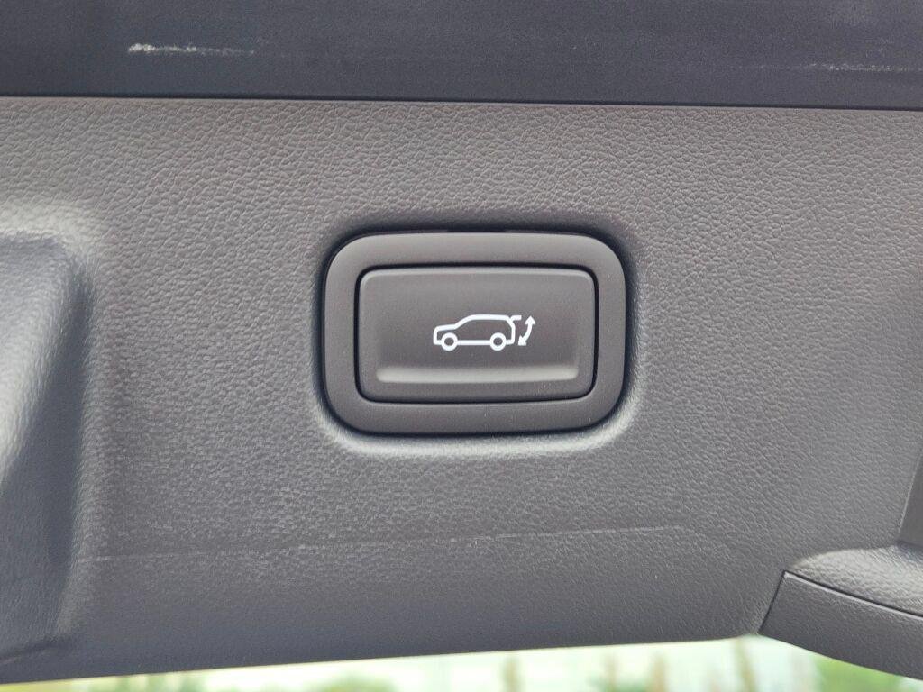 New 2026 Black Hyundai Limited AWD image 16
