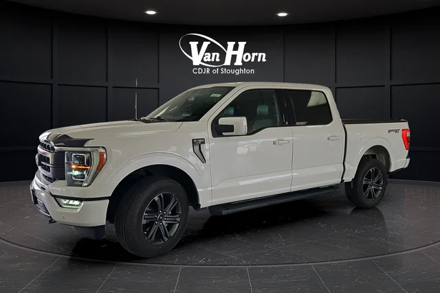 Used 2023 Star White Metallic Tri-Coat Ford Lariat image 3