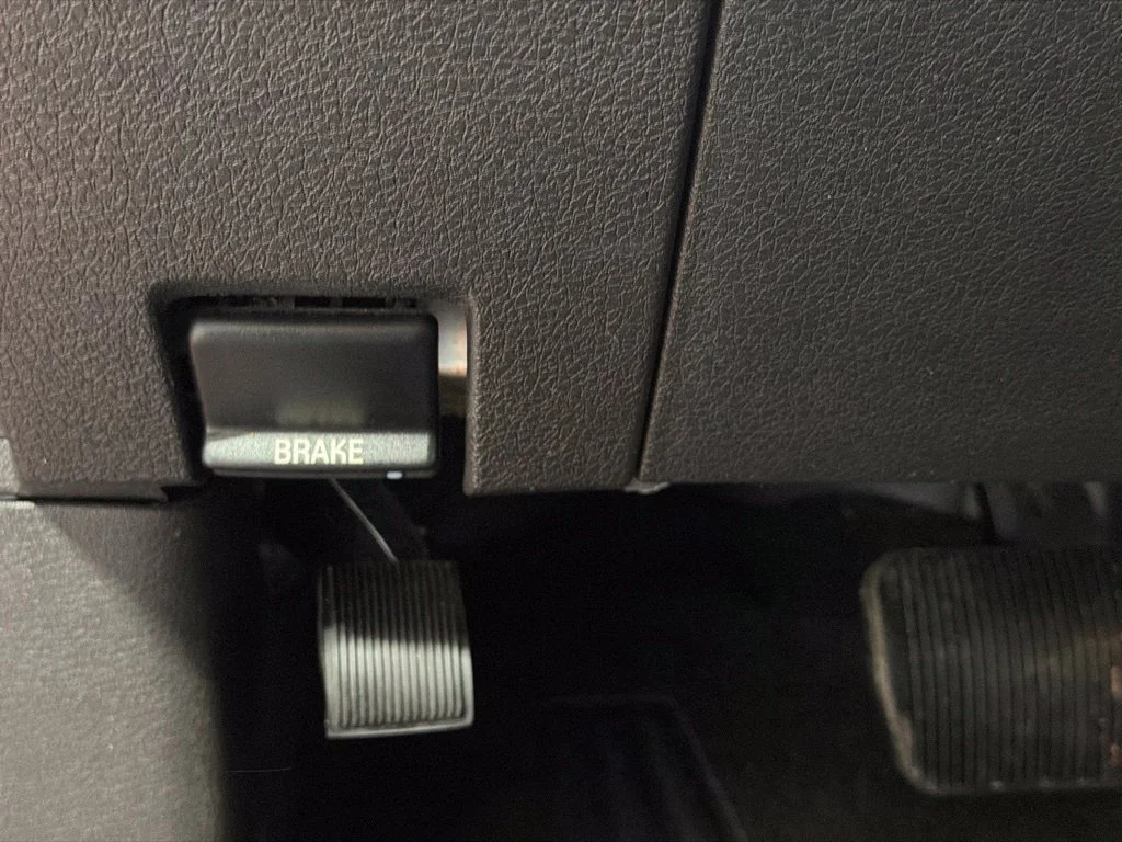 Used 2012 Sterling Gray Metallic Ford XLT image 21