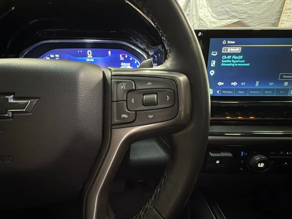 Used 2024 Summit White Chevrolet ZR2 image 17