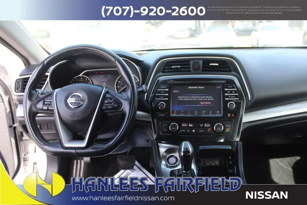 Used 2018 Silver Nissan 3.5 SV image 17