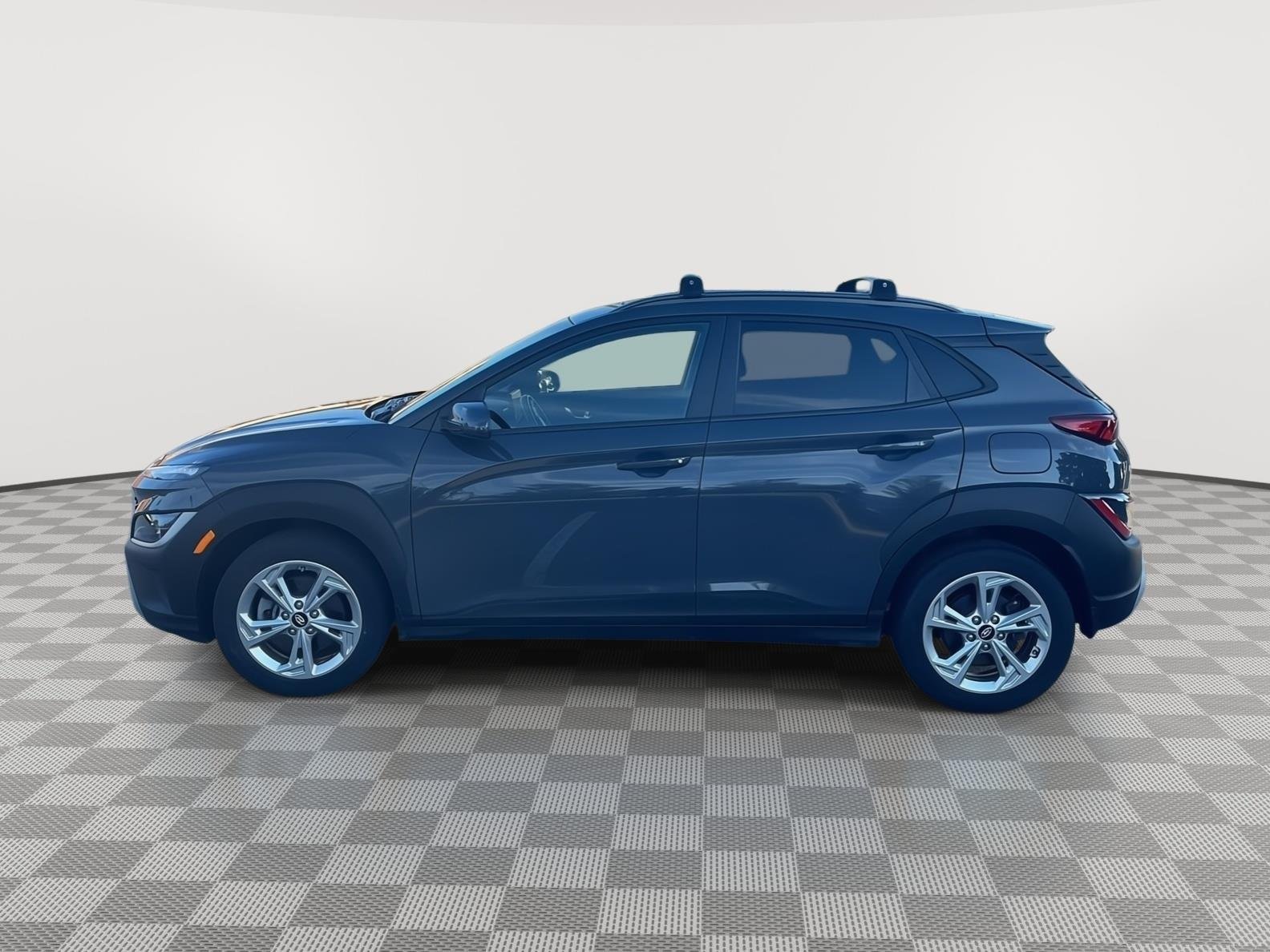 Certified Used 2023 Ecotronic Gray Hyundai SEL image 9
