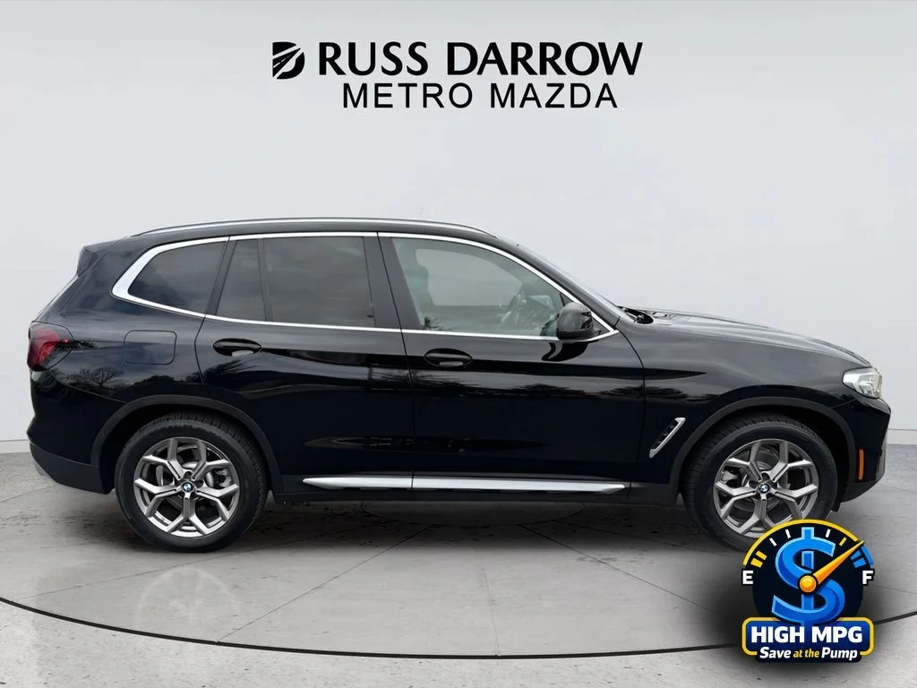 Used 2023 Black BMW xDrive30i image 6