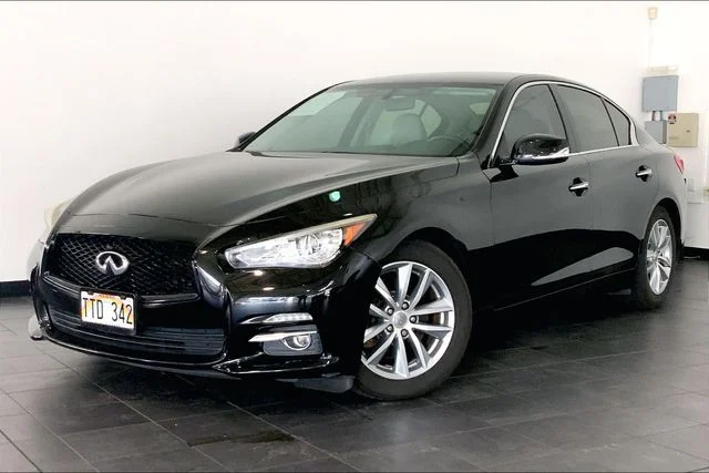 2015 INFINITI Q50 -'s photo