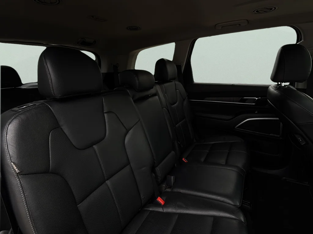 Used 2024 Ebony Black Kia EX image 23