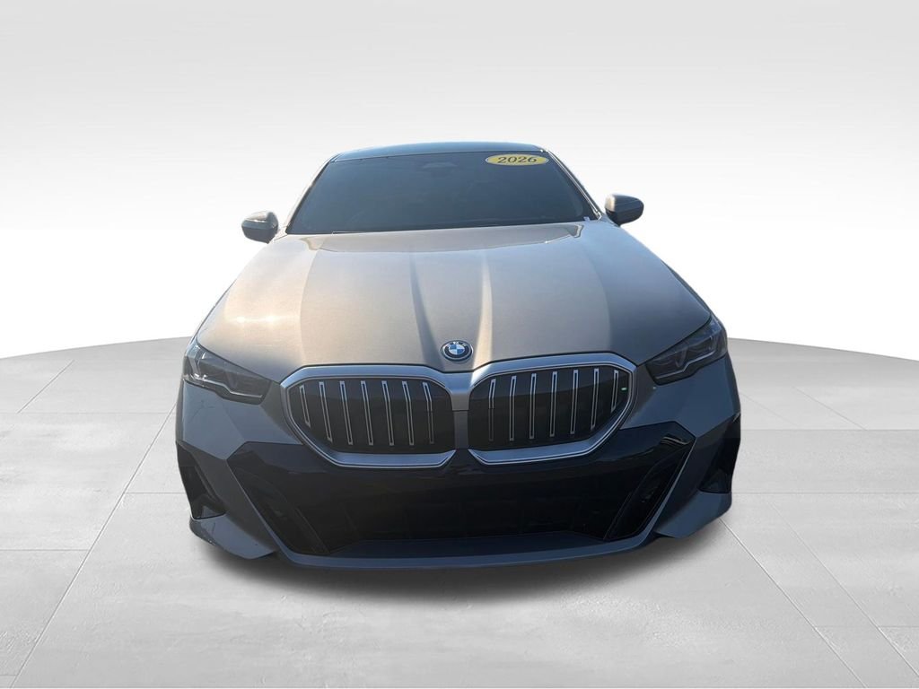Used 2026 Gray BMW 550e xDrive image 17