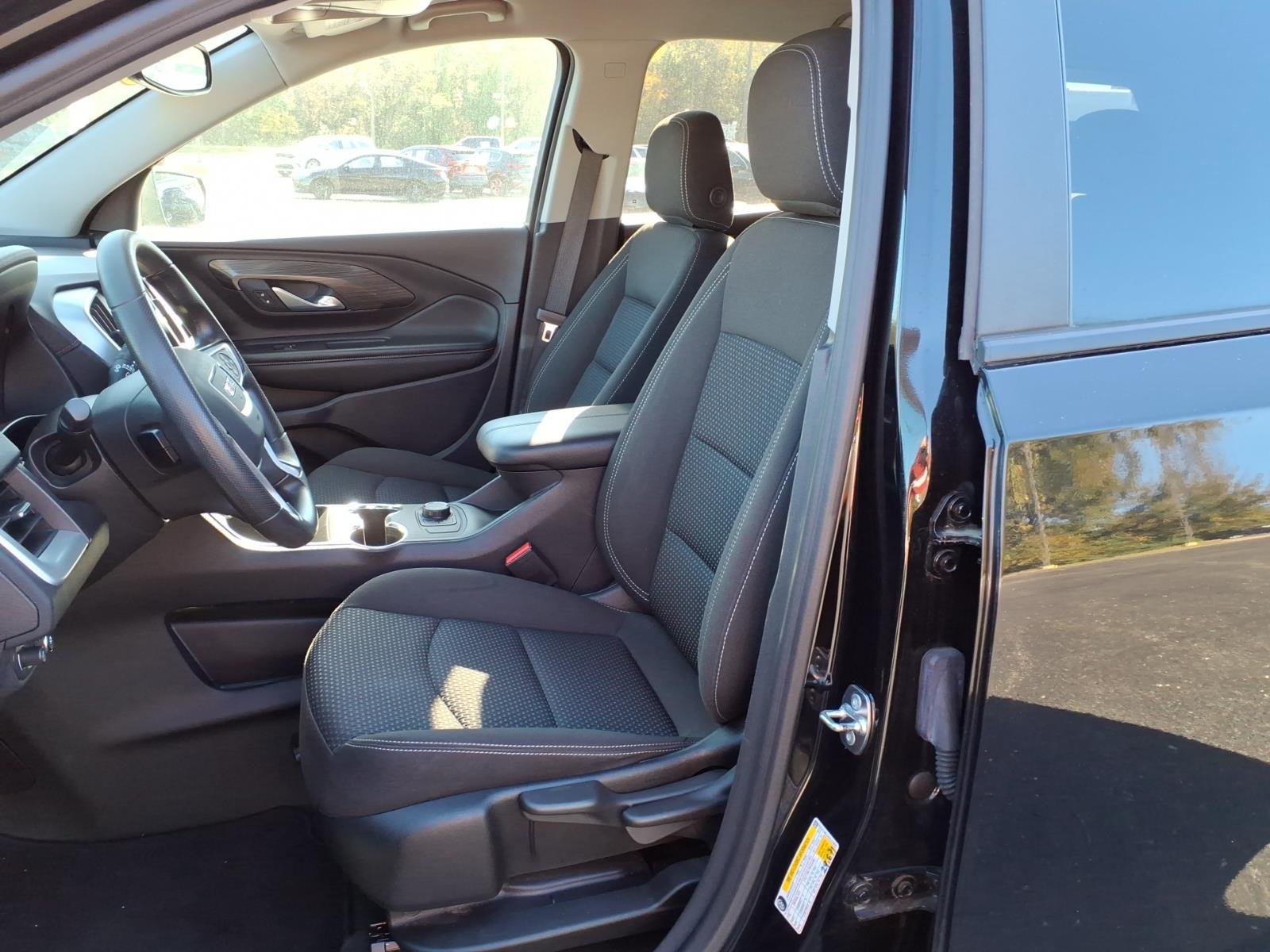 Used 2024 Ebony Twilight Metallic GMC SLE image 12