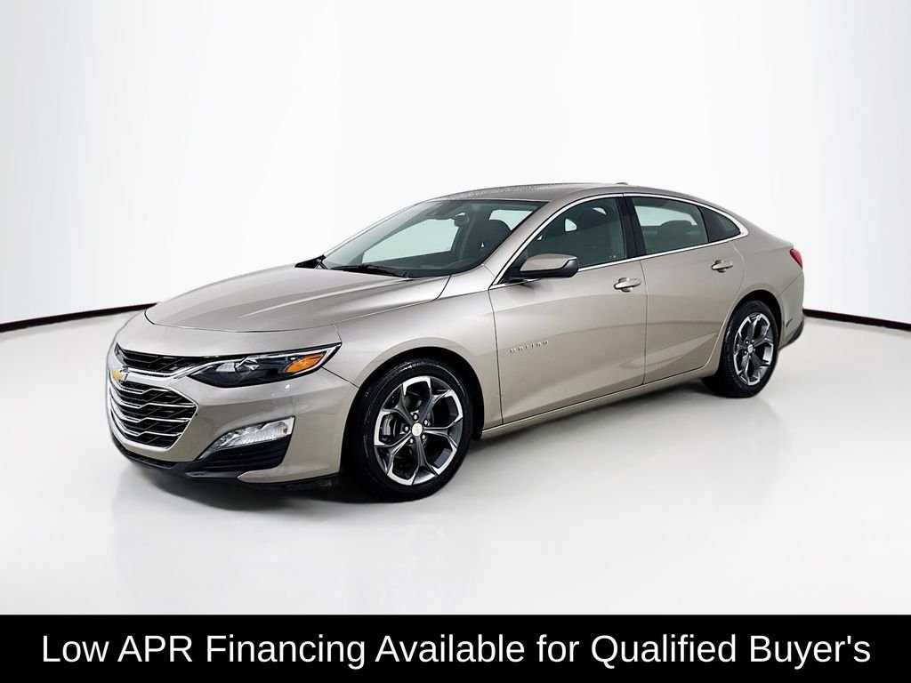 Used 2024 Mineral Gray Metallic Chevrolet LT image 3