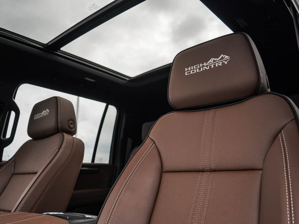 2026 Chevrolet Suburban High Country - Photo 21