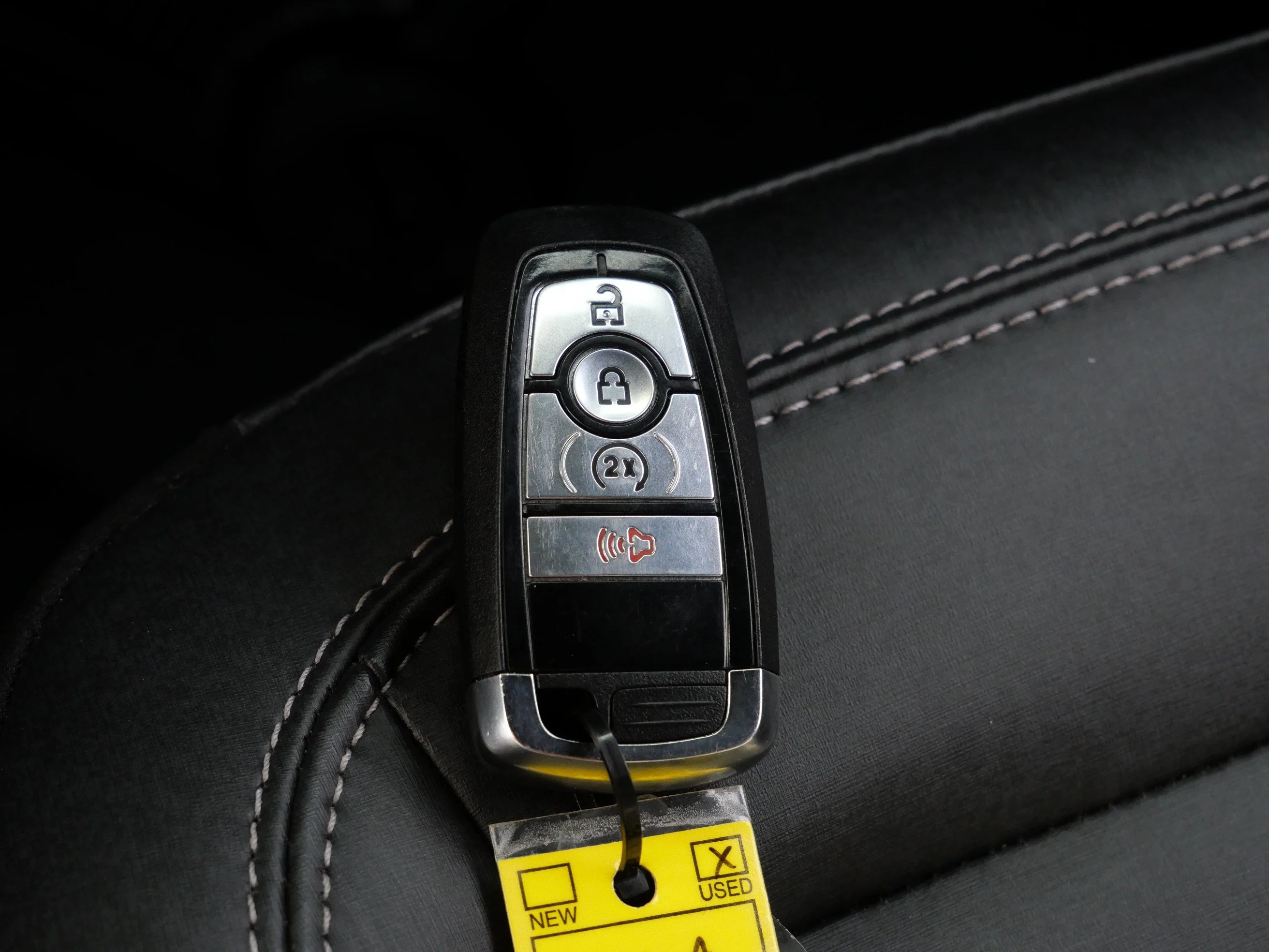 Used 2025 Desert Sand Ford Big Bend image 32