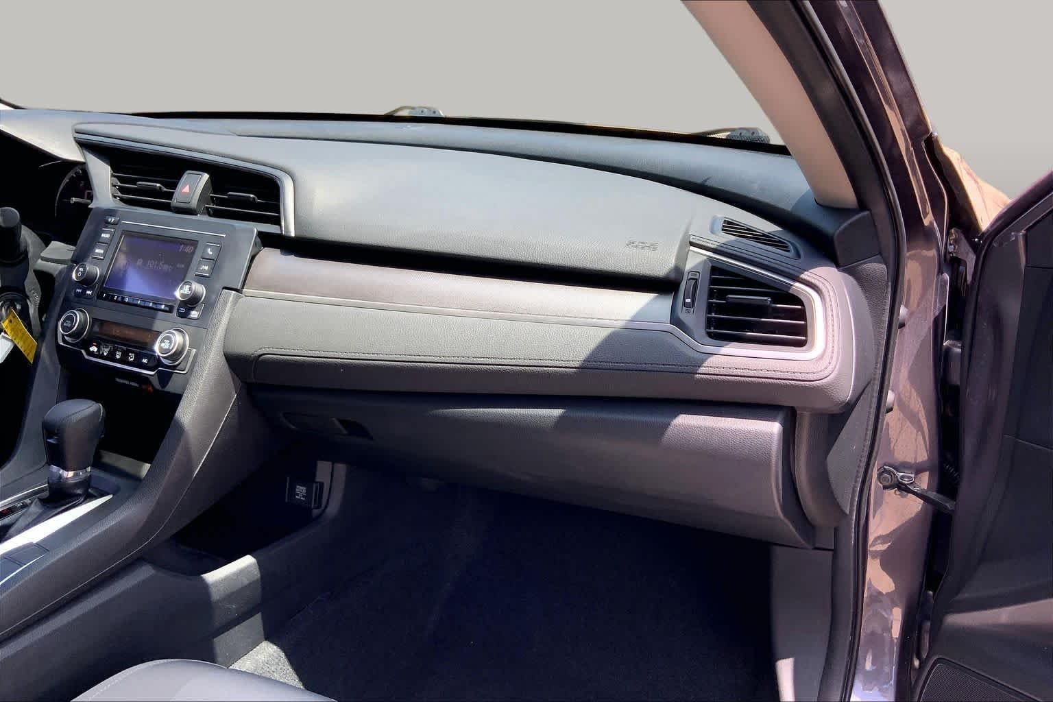 Used 2016 Modern Steel Metallic Honda LX image 18
