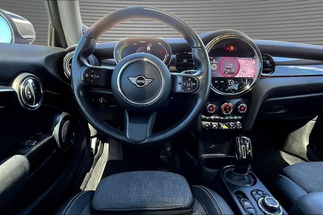 Used 2022 Black MINI  image 8