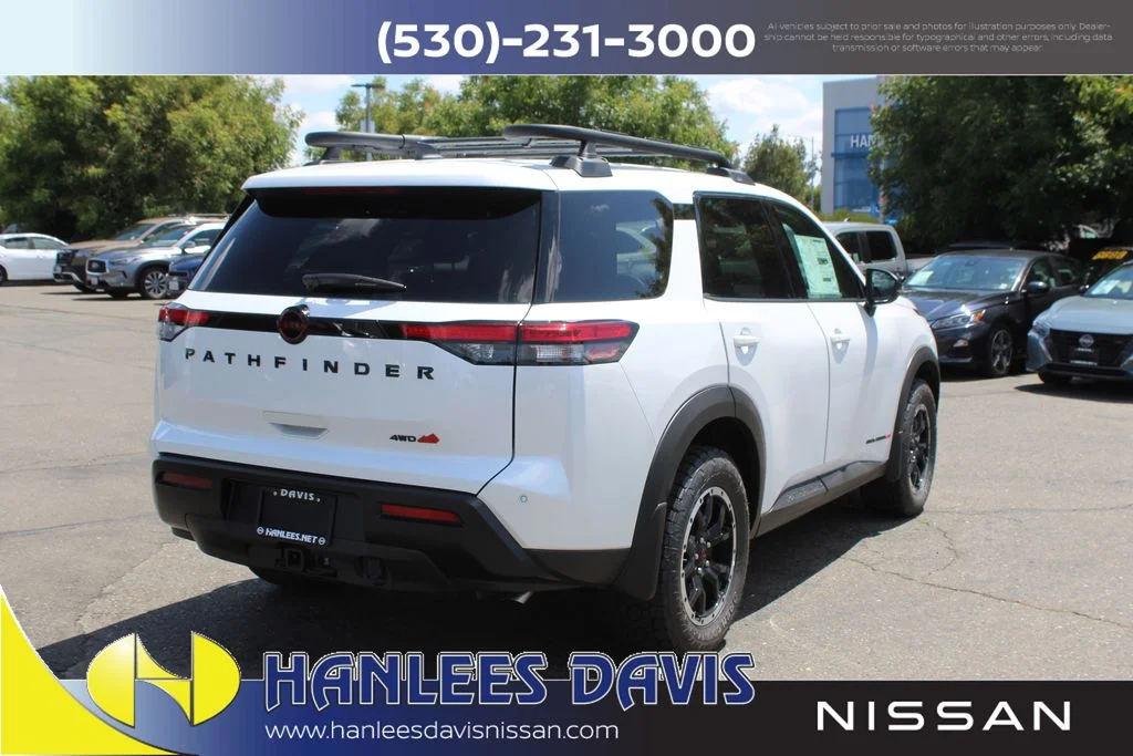 New 2026 Everest White Pearl TriCoat Nissan Rock Creek® image 7