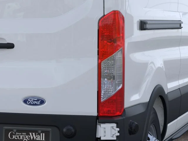 New 2026 Oxford White Ford Cargo Van image 21