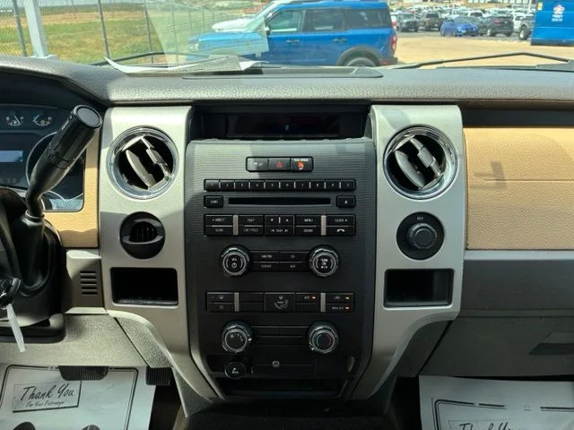 Used 2012 Pale Adobe Metallic Ford XLT image 11