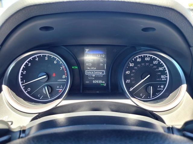 Used 2023 White Toyota SE image 21