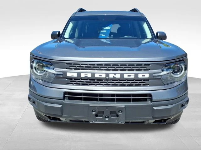 Used 2022 Gray Ford Badlands image 14