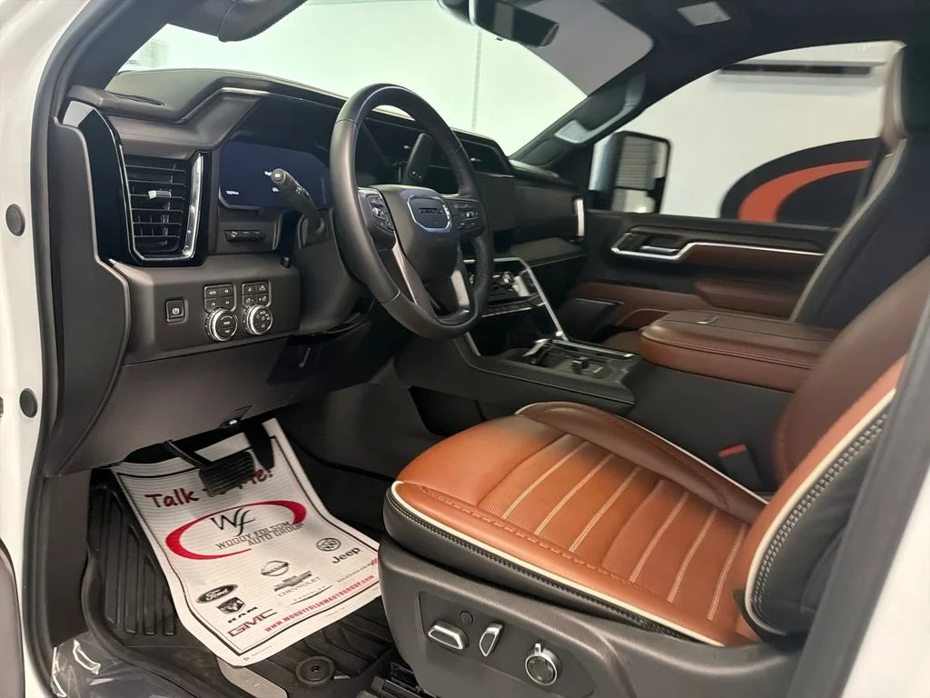 Used 2026 White GMC Denali Ultimate image 10