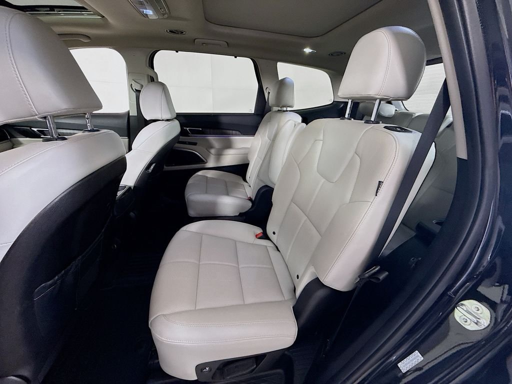 Used 2024 Ebony Black Kia SX image 4
