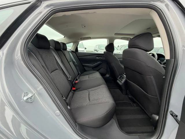2025 Honda Accord SE - Photo 15