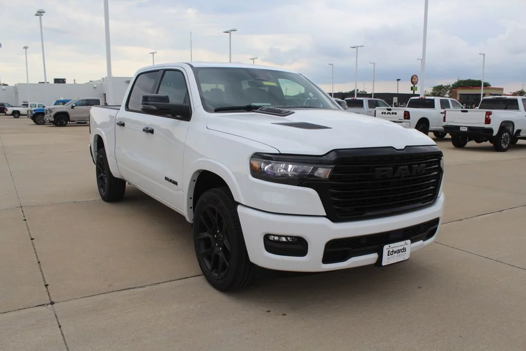 2026 RAM 1500 Laramie 4x4 Crew Cab 5'7's photo