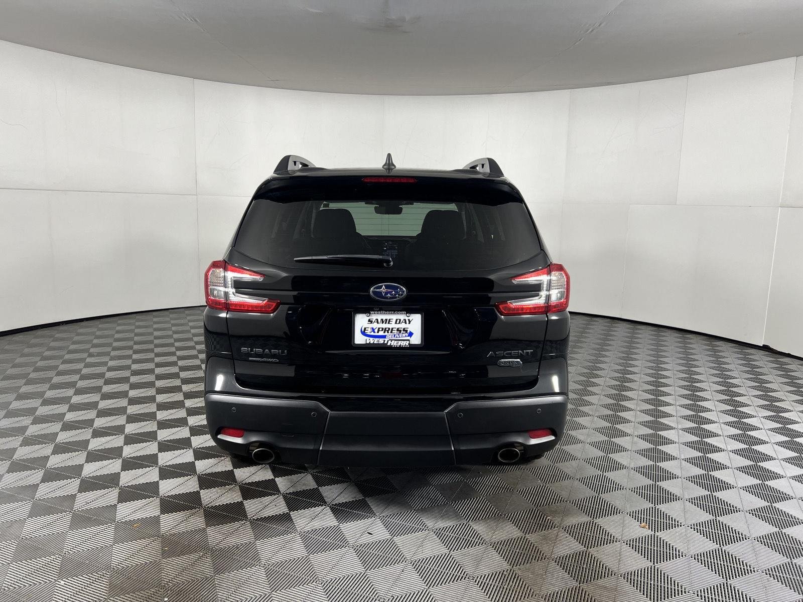Used 2023 Crystal Black Silica Subaru Onyx Edition image 28