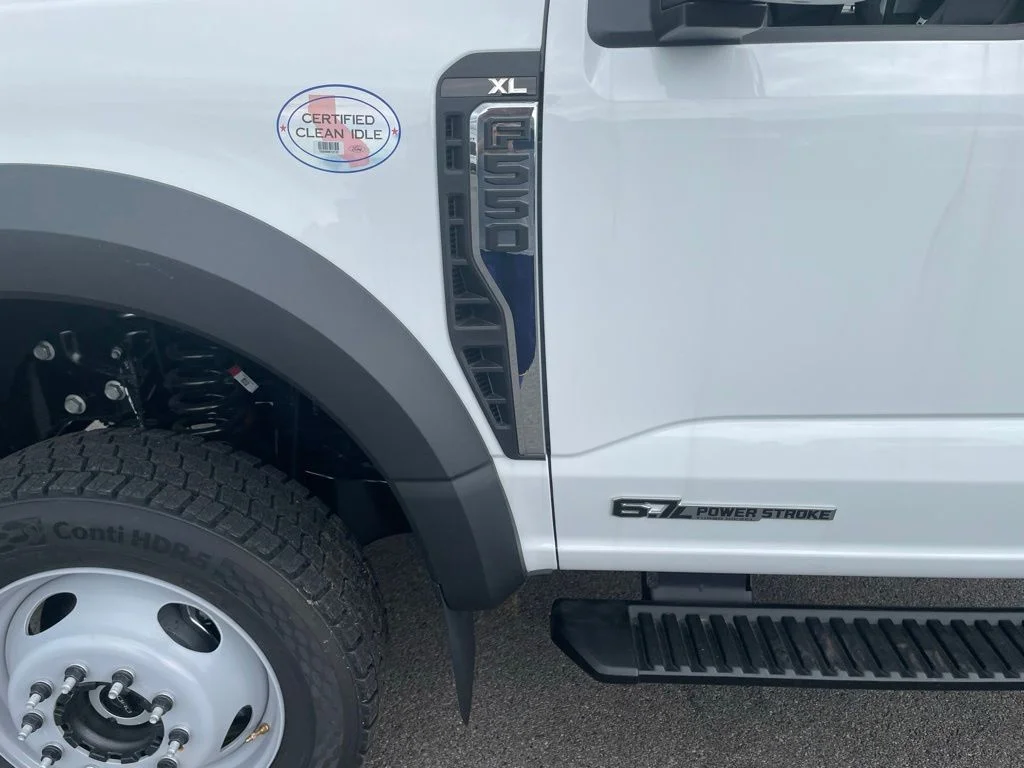 New 2026 Oxford White Ford F-550® XL image 11