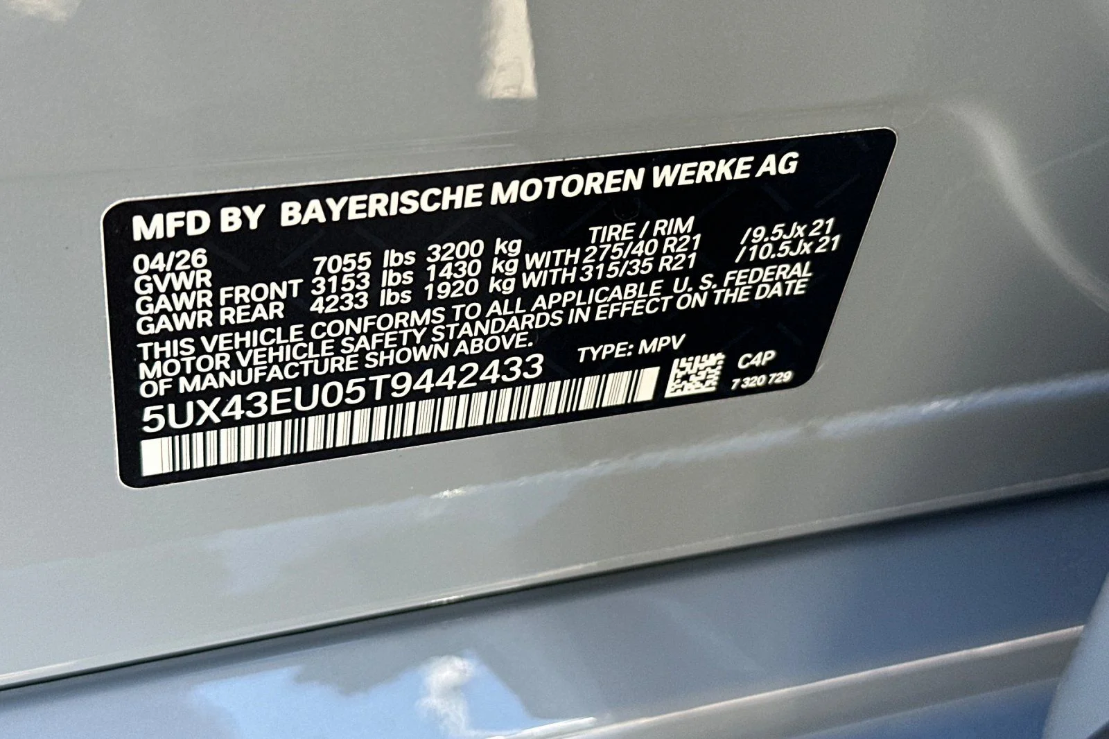 New 2026 Brooklyn Grey Metallic BMW xDrive50e image 23