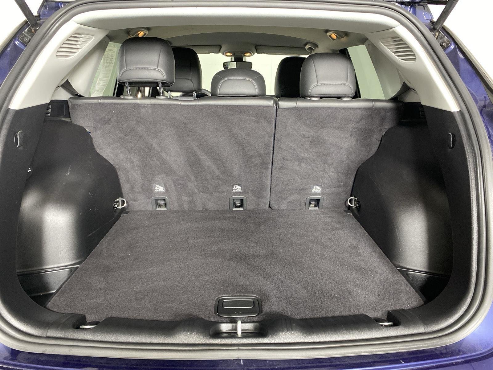 Used 2021 Jazz Blue Pearlcoat Jeep Latitude image 23