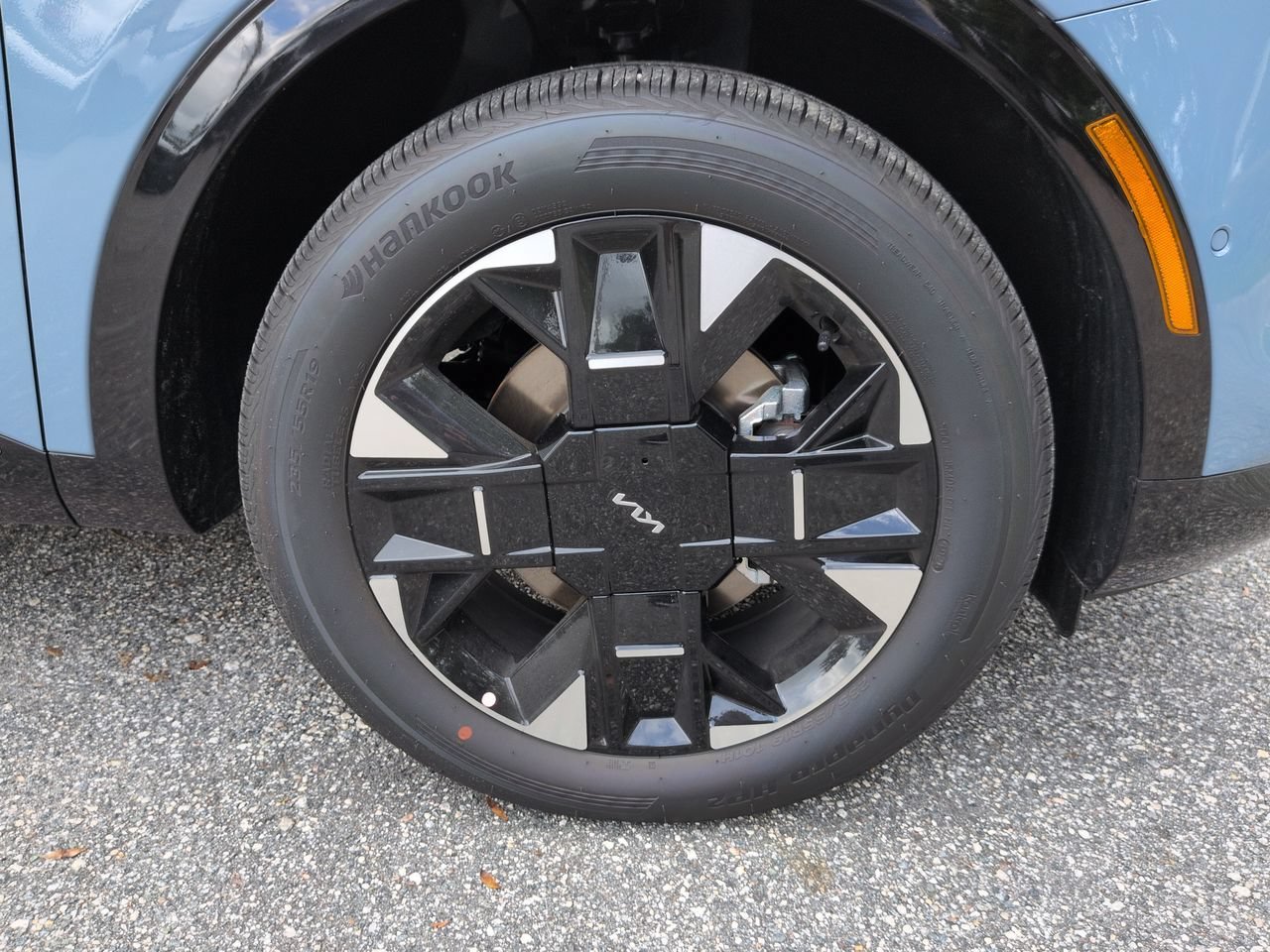 New 2027 Heritage Blue Kia SX-Prestige image 12