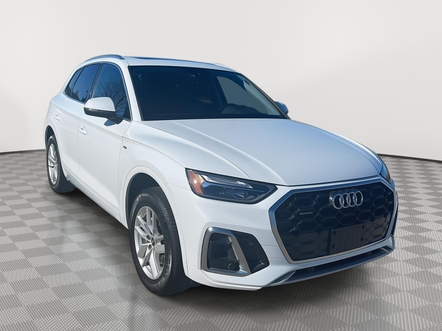 Used 2023 Glacier White Metallic Audi S line Premium image 3