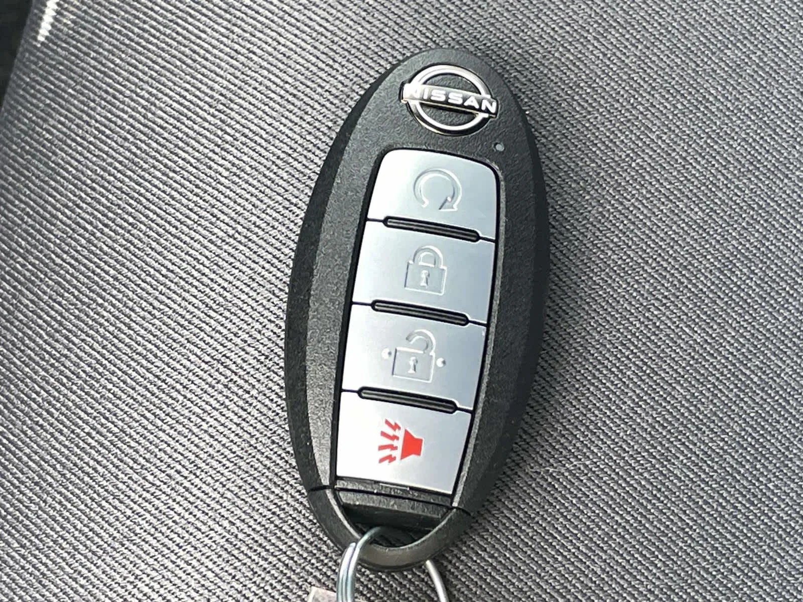 New 2026 Boulder Gray Pearl Nissan SV image 4