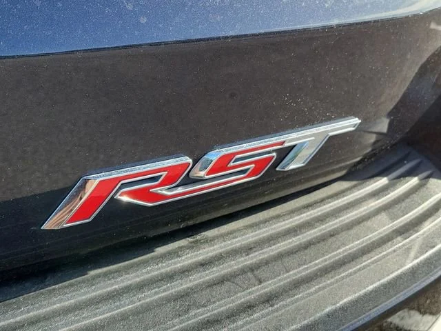 2022 Chevrolet Suburban RST - Photo 7