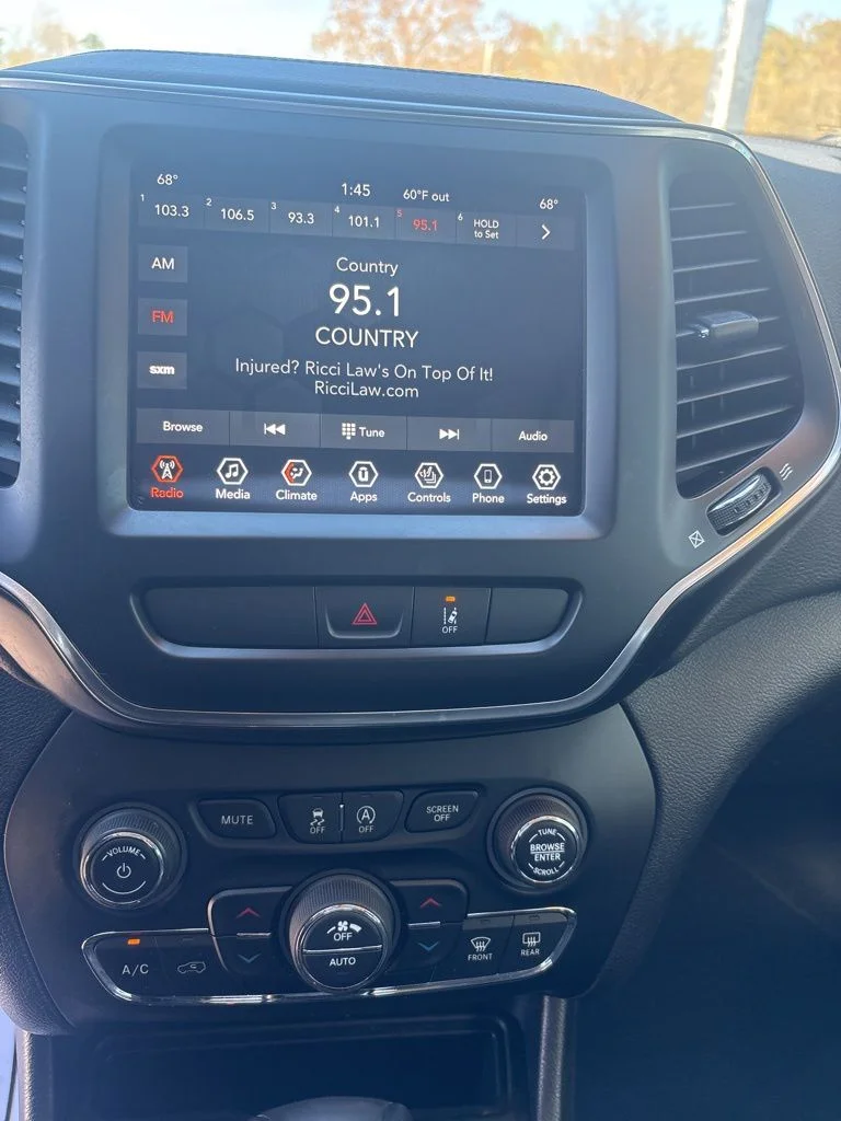Used 2022 Blue Jeep Latitude Lux image 17