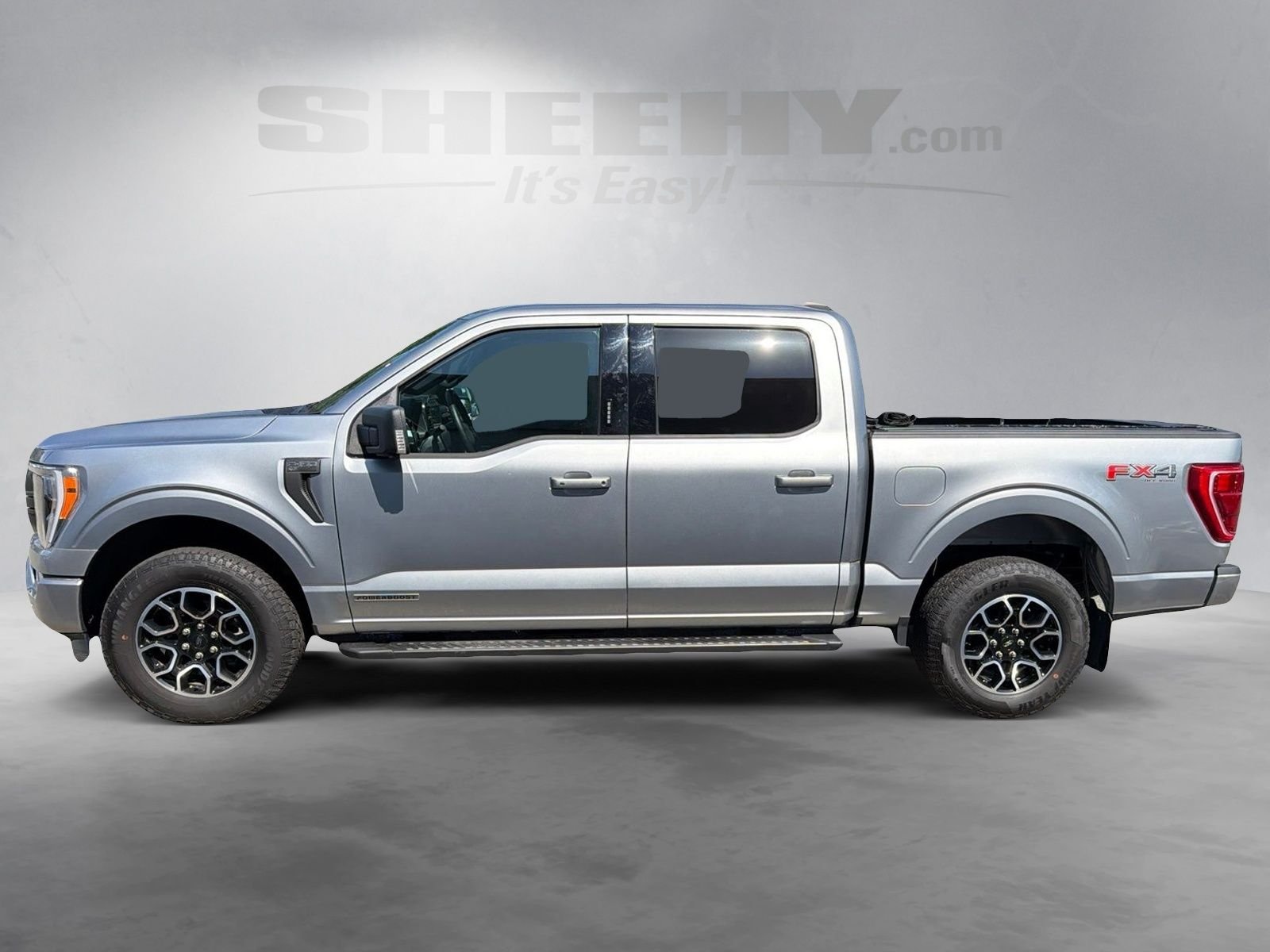 Used 2023 Silver Ford XLT image 15