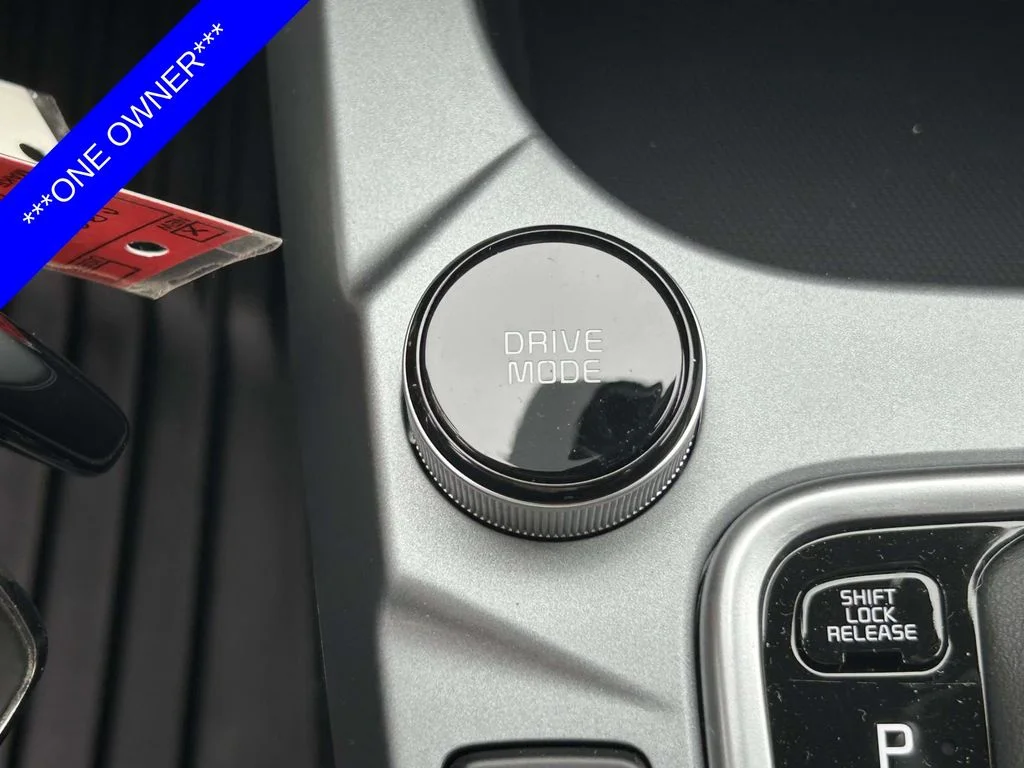 Used 2026 Blue Kia LX image 22